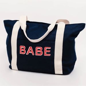 BNWT Ingrid + Isabel “Babe” Weekender/Hospital/Diaper Bag